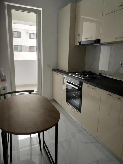 Garsonieră decomandată în Crevedia Mare