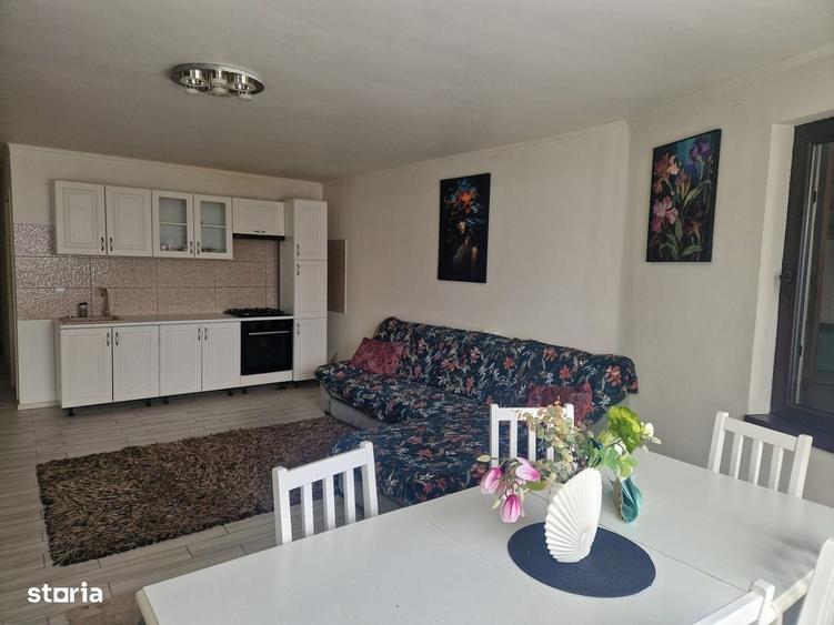 Casă cu 4 camere cu Teren 870 Mp în Mărăcineni