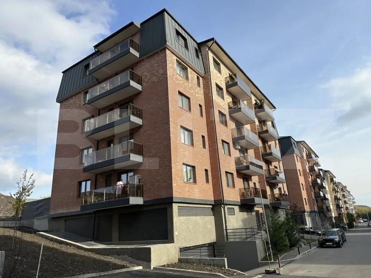 Apartament cu 2 camere semidecomandat, mobilat în Chinteni