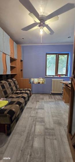 Casă cu 4 camere în Palas