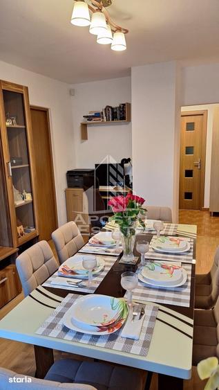 Apartament cu 4 camere decomandat în Elisabetin