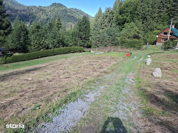 Teren de 2150 mp, în Lunca