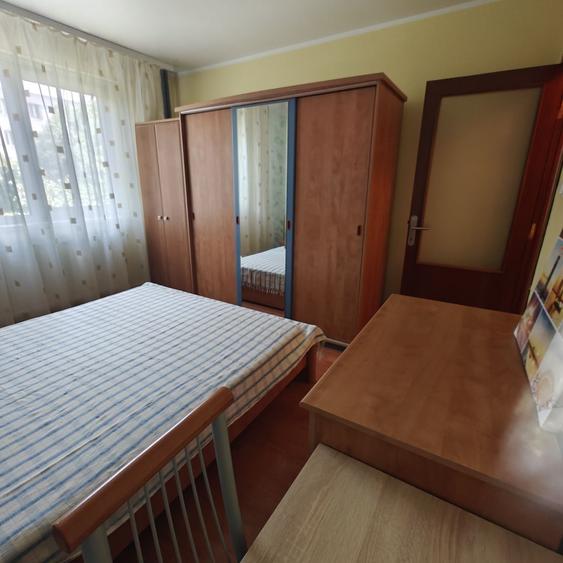 Apartament cu 3 camere nedecomandat în Tomis Nord