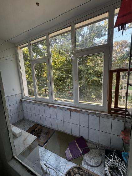 Apartament cu 3 camere decomandat în Tătărași