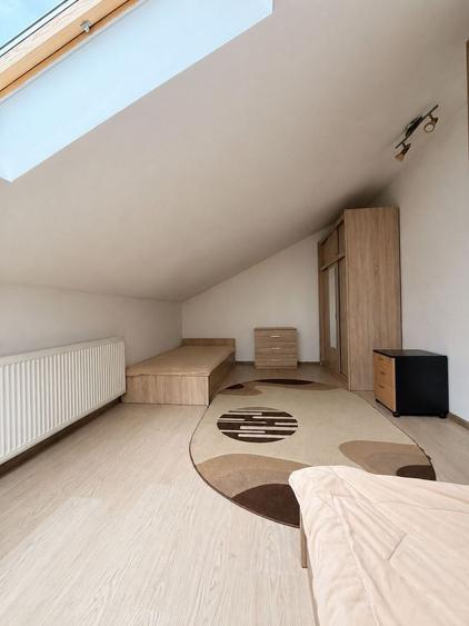 Apartament cu 3 camere semidecomandat în Apahida