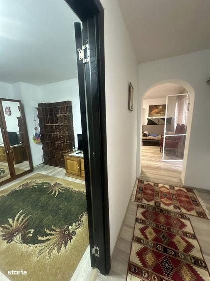 Casă cu 3 camere cu Teren 950 Mp în Central
