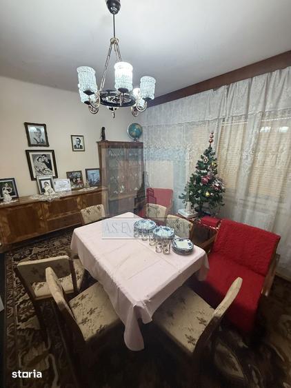 Casă cu 3 camere cu Canalizare în Hălchiu