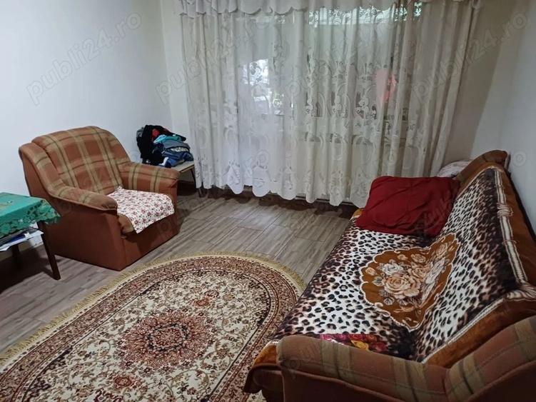 Apartament cu 2 camere decomandat în Vest