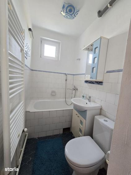 Apartament cu 2 camere nedecomandat în Micro 19