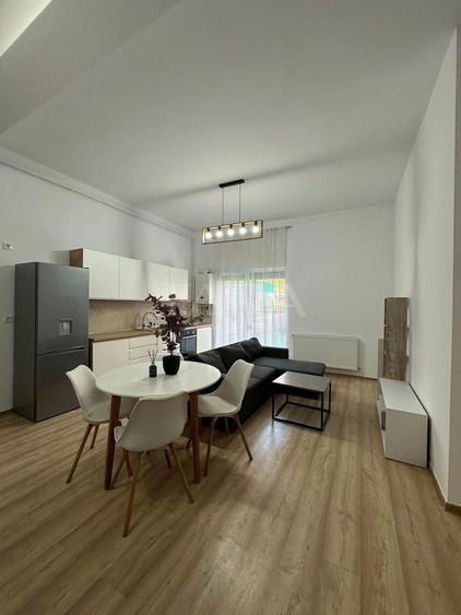 Apartament cu 2 camere, mobilat în Dâmbul Rotund