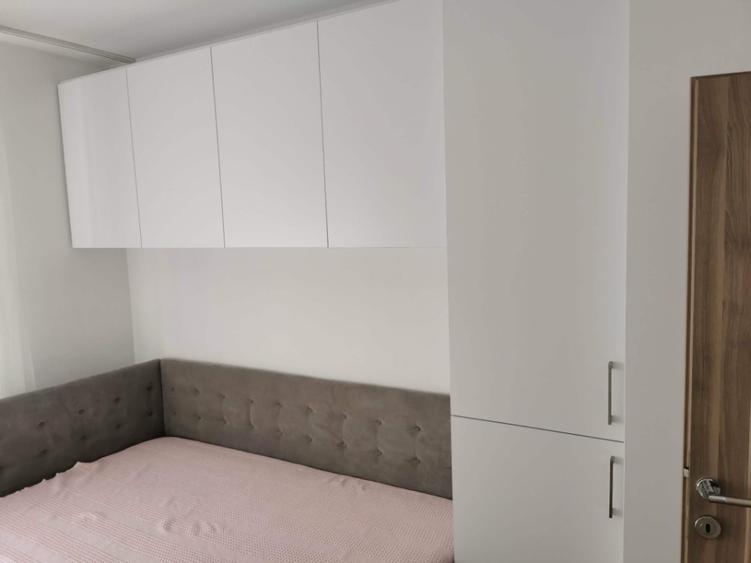 Apartament cu 3 camere decomandat în Valea Lupului