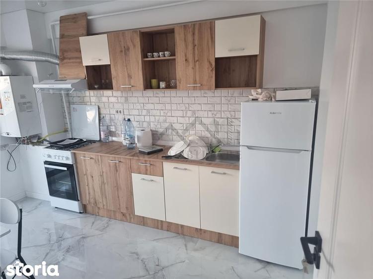 Apartament cu 2 camere decomandat în Cug — fotografia 3
