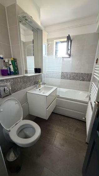 Apartament cu 2 camere semidecomandat în Ultracentral