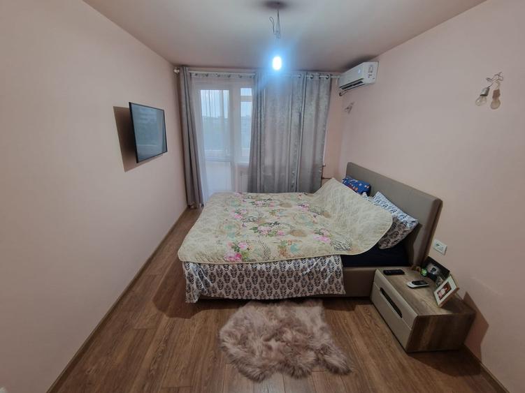 Apartament cu 3 camere semidecomandat în Drumul Taberei