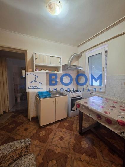 Apartament cu 2 camere semidecomandat, mobilat în Nord