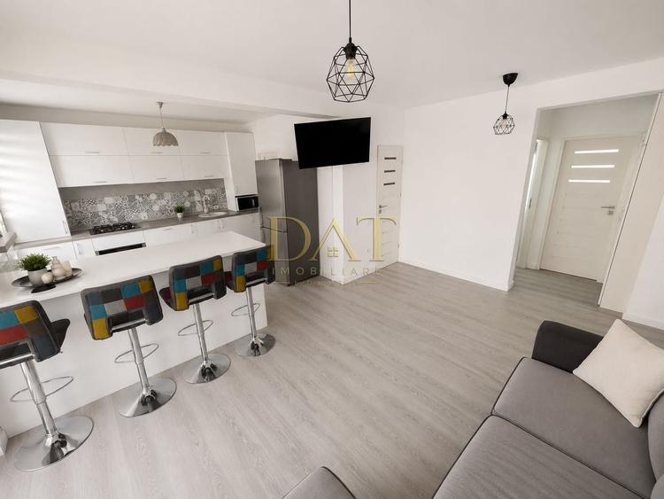 Apartament cu 4 camere în Baciu
