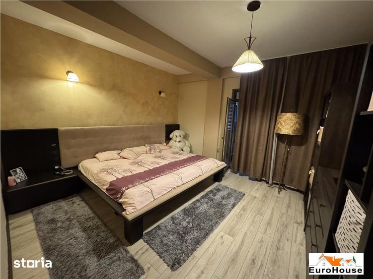 Apartament cu 3 camere decomandat în Ampoi 3