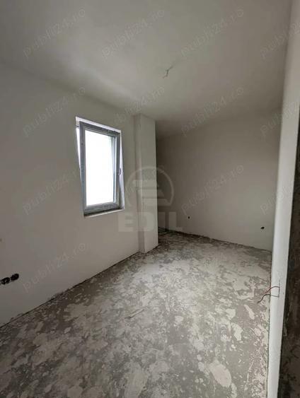Apartament cu 3 camere semidecomandat în Florești