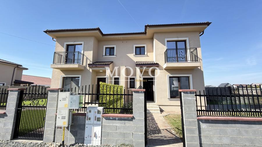 Duplex cu 4 camere cu Canalizare în Moșnița Nouă