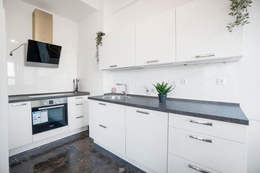 Apartament cu 5 camere decomandat, mobilat în Brașovul Vechi
