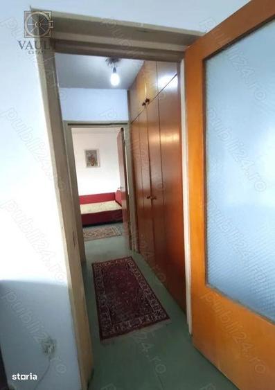 Apartament cu 2 camere semidecomandat în Colentina