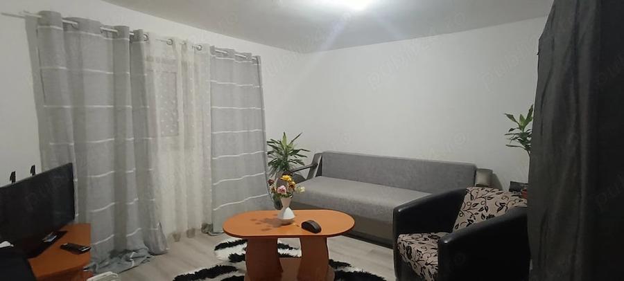 Casă cu Teren 230 Mp în Smeura