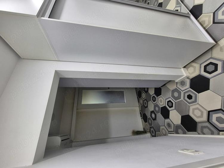 Apartament cu 4 camere decomandat în Berceni