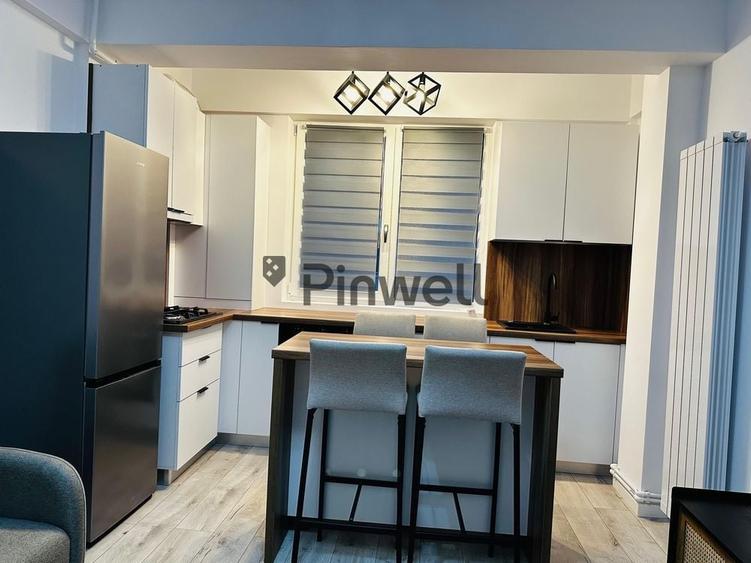 Apartament cu 2 camere, mobilat în Sud-Vest