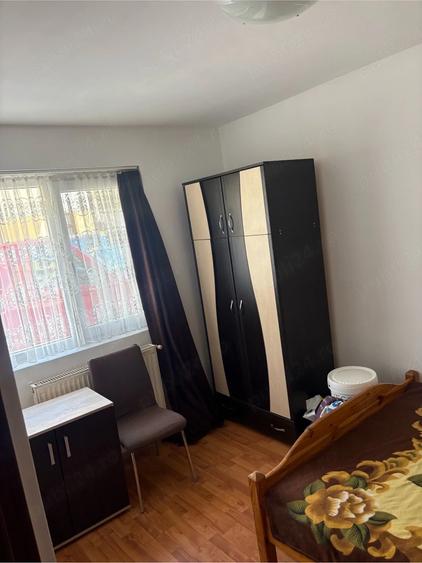 Apartament cu 2 camere nedecomandat în 9 Mai