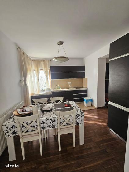 Casă cu 3 camere cu Teren 110 Mp în Curtea de Argeș