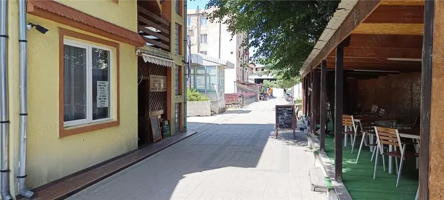 Spațiu comercial, de 78 mp, în Moldova Nouă