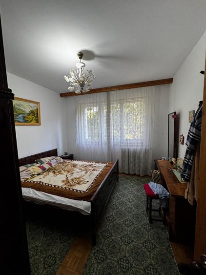Apartament cu 3 camere decomandat în Tătărași
