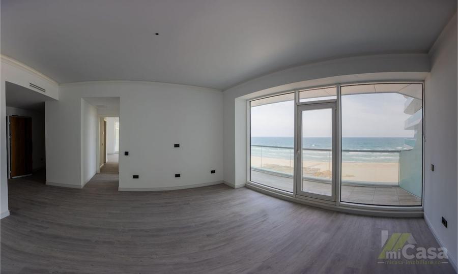 Apartament cu 3 camere decomandat în Nord