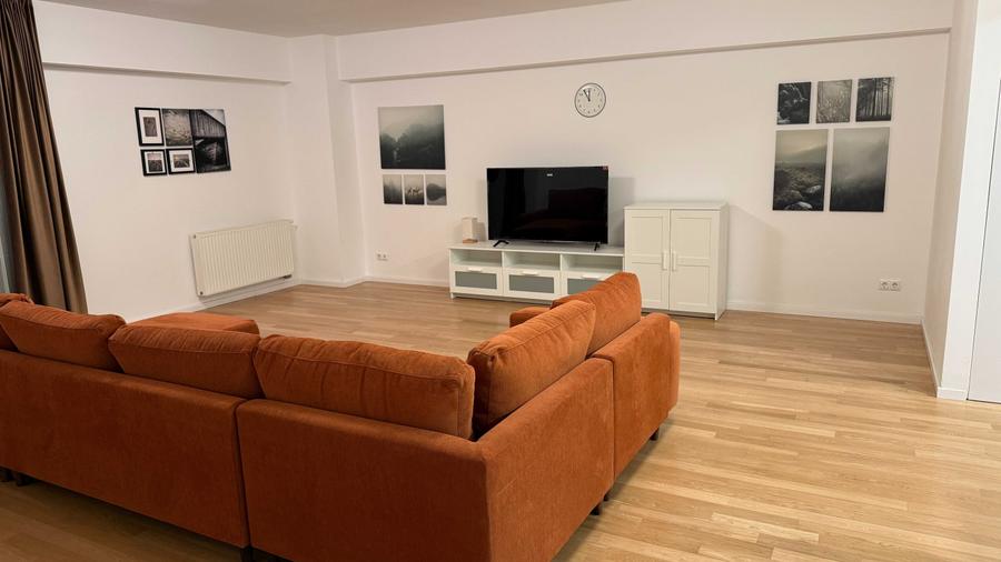 Apartament cu 2 camere decomandat în Pipera