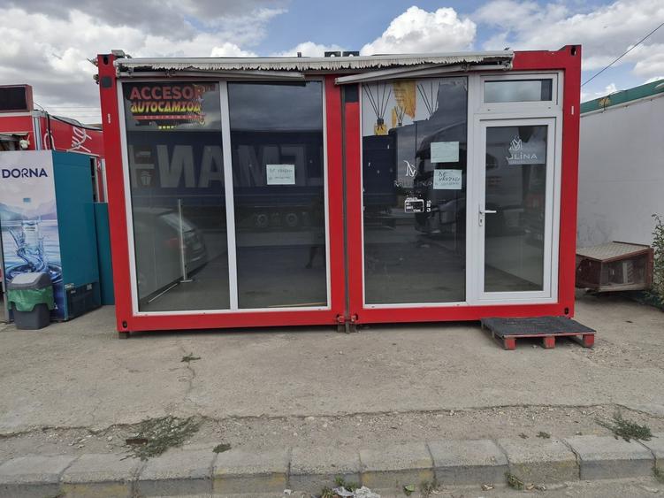 Spațiu comercial, în Central