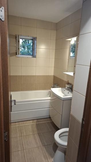 Apartament cu 2 camere decomandat în Runcu