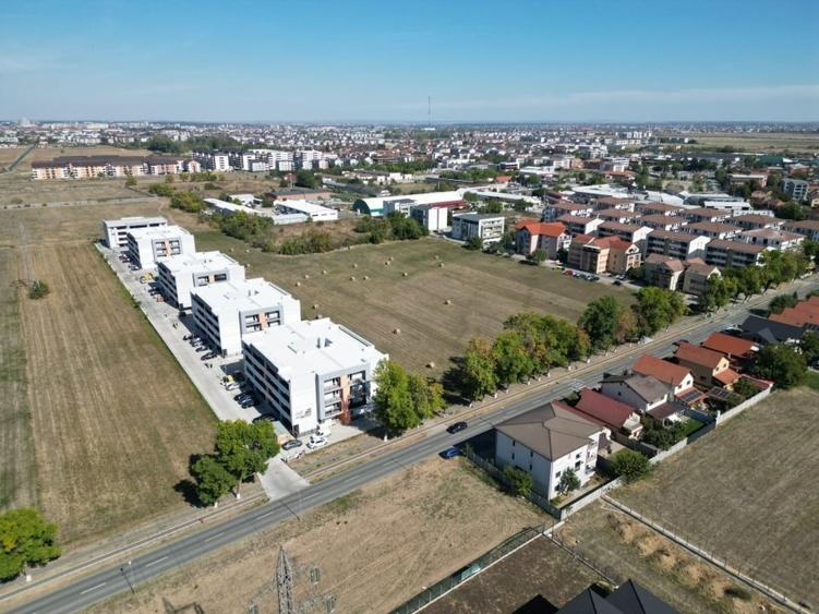 Apartament cu 2 camere decomandat în Giroc