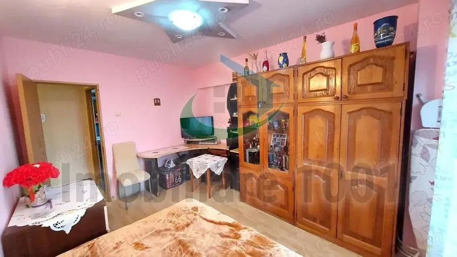 Apartament cu 3 camere decomandat în Vasile Alecsandri