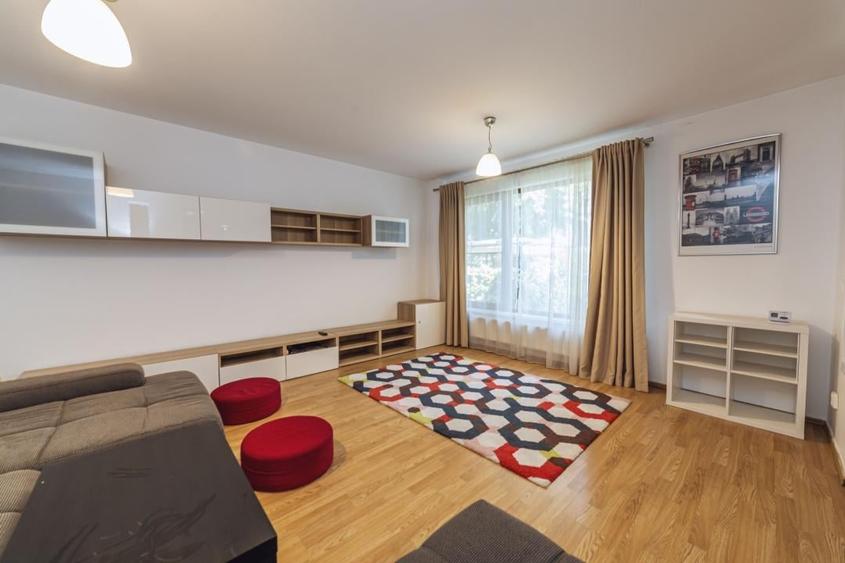 Apartament cu 3 camere decomandat, mobilat în Giulești