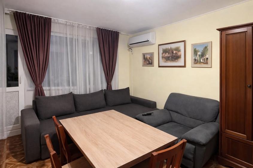 Apartament cu 3 camere, mobilat în Drumul Taberei