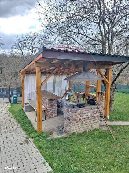 Casă cu 3 camere cu Teren 1256 Mp în Bârsana