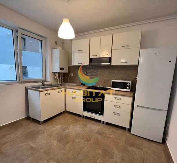 Apartament cu 2 camere semidecomandat, mobilat în Berceni
