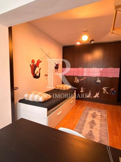 Apartament cu 2 camere semidecomandat, mobilat în Rogerius