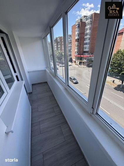 Apartament cu 3 camere decomandat în Ultracentral