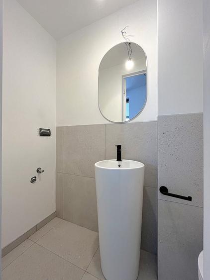 Apartament cu 4 camere decomandat în Dorobanți