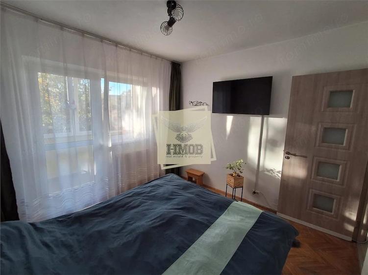 Apartament cu 3 camere decomandat în Central