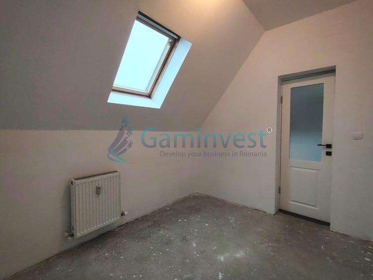 Apartament cu 4 camere decomandat în Vest