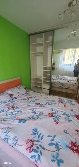 Apartament cu 2 camere decomandat, mobilat în Central