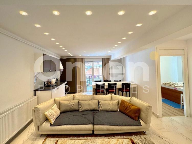 Apartament cu 4 camere semidecomandat, mobilat în Valea Borcutului