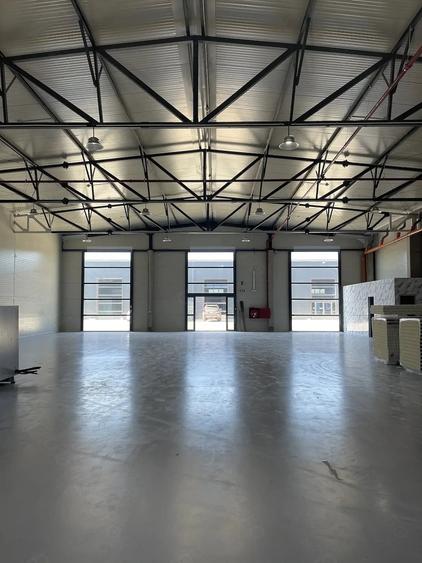 Spațiu comercial, de 1,200 mp, în Afumați